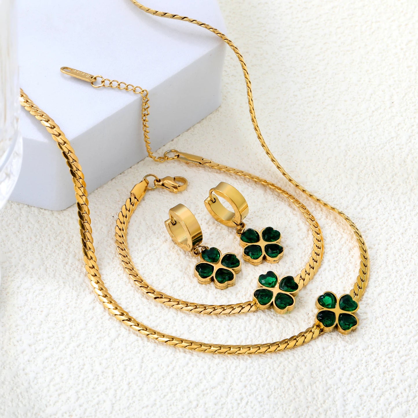 LUXUSTEEL ensemble bijoux.