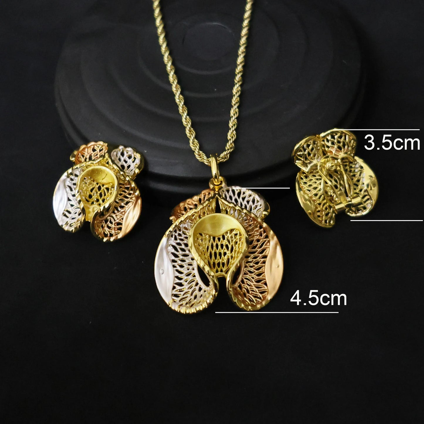 Ensemble de bijoux deux pièces en cuivre plaqué or 24 carats
