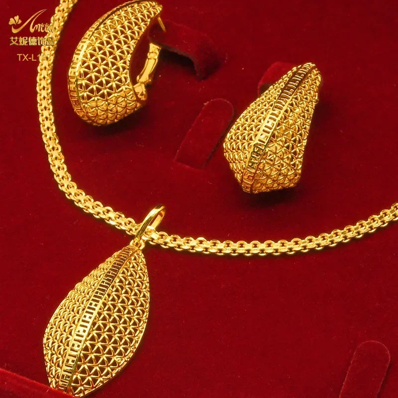 Ensemble de bijoux deux pièces en cuivre plaqué or 24 carats