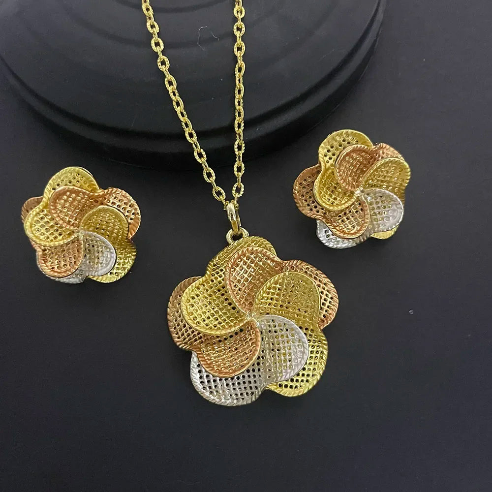 Ensemble de bijoux deux pièces en cuivre plaqué or 24 carats